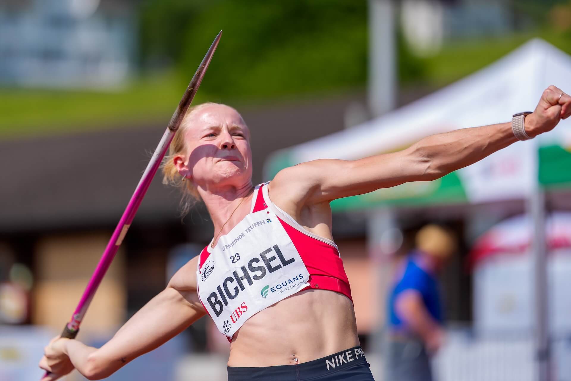 Linda Bichsel im Wettkampf in Teufen